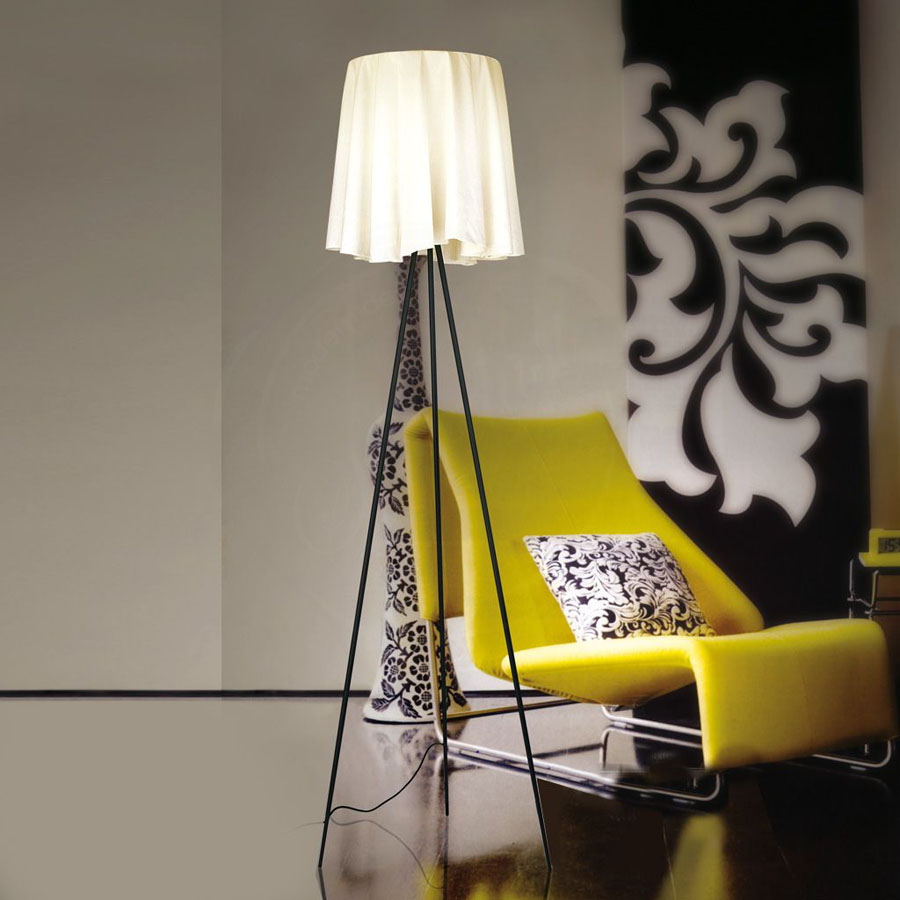 Flos Rosy Angelis Tripod Floor Lamp by Philippe Starck | Stardust