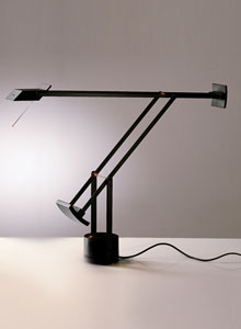 Lampada da tavolo Artemide Tizio Design Richard Sapper 1972 anni '70 '80 Vintage 